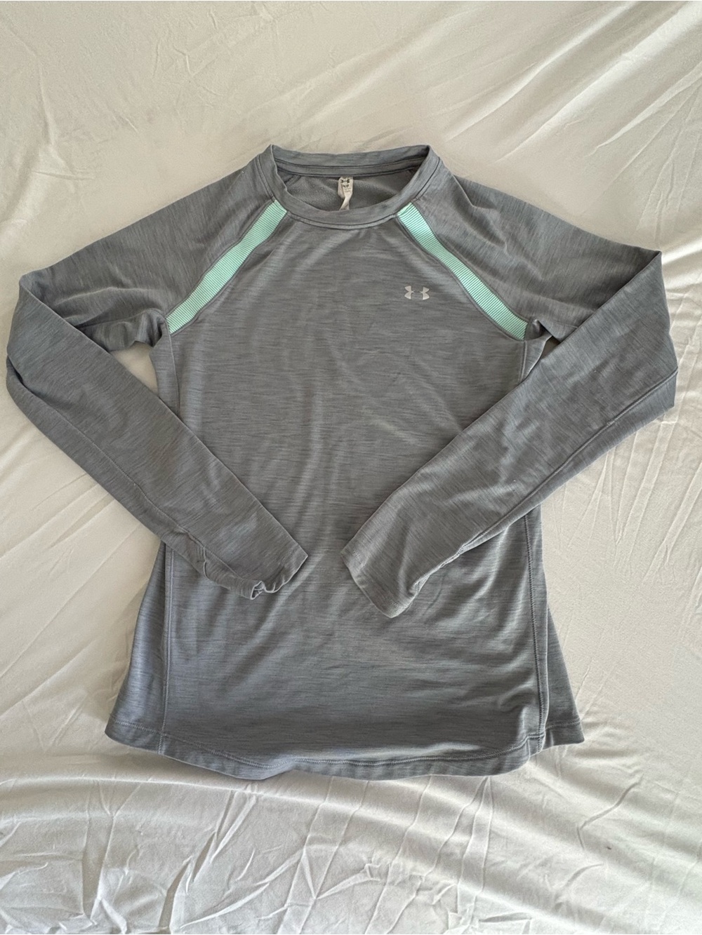 Under Armour Women Small Gray Mint Long Sleeve Athletic Workout Top